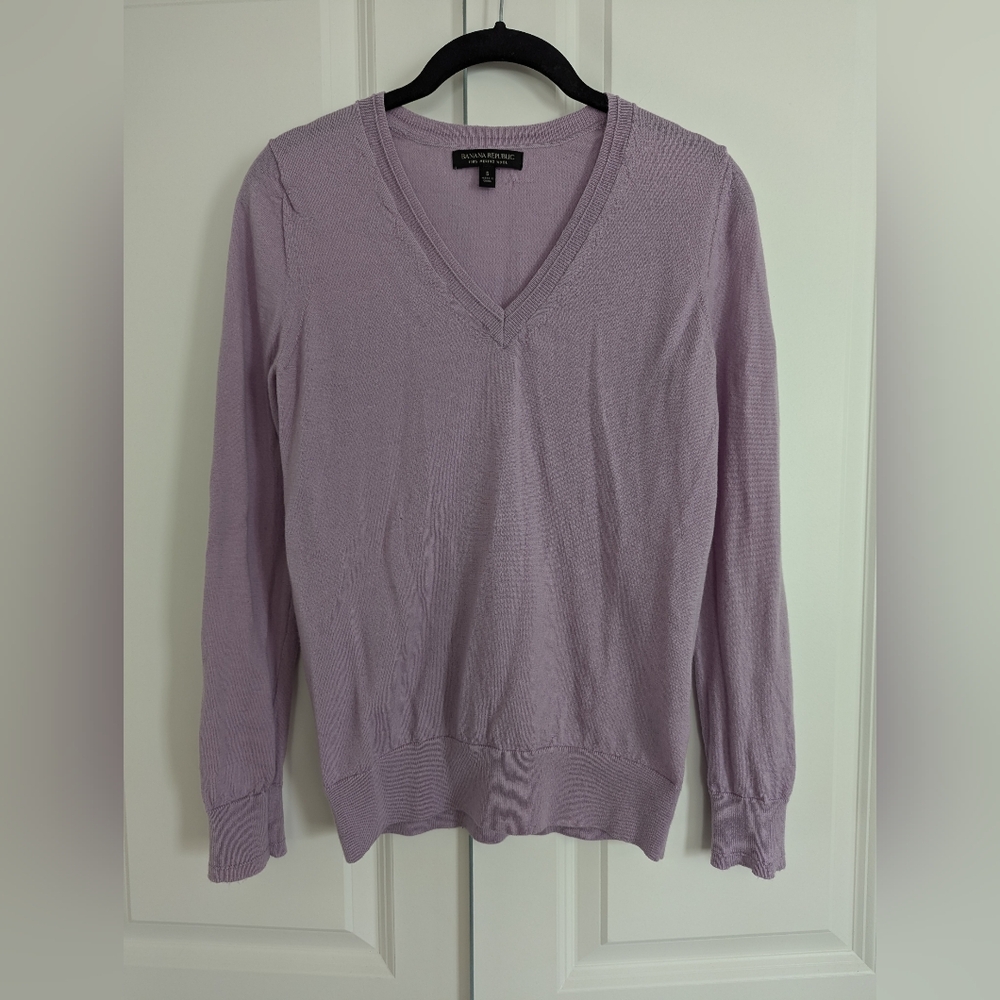 100% merino wool purple vneck sweater